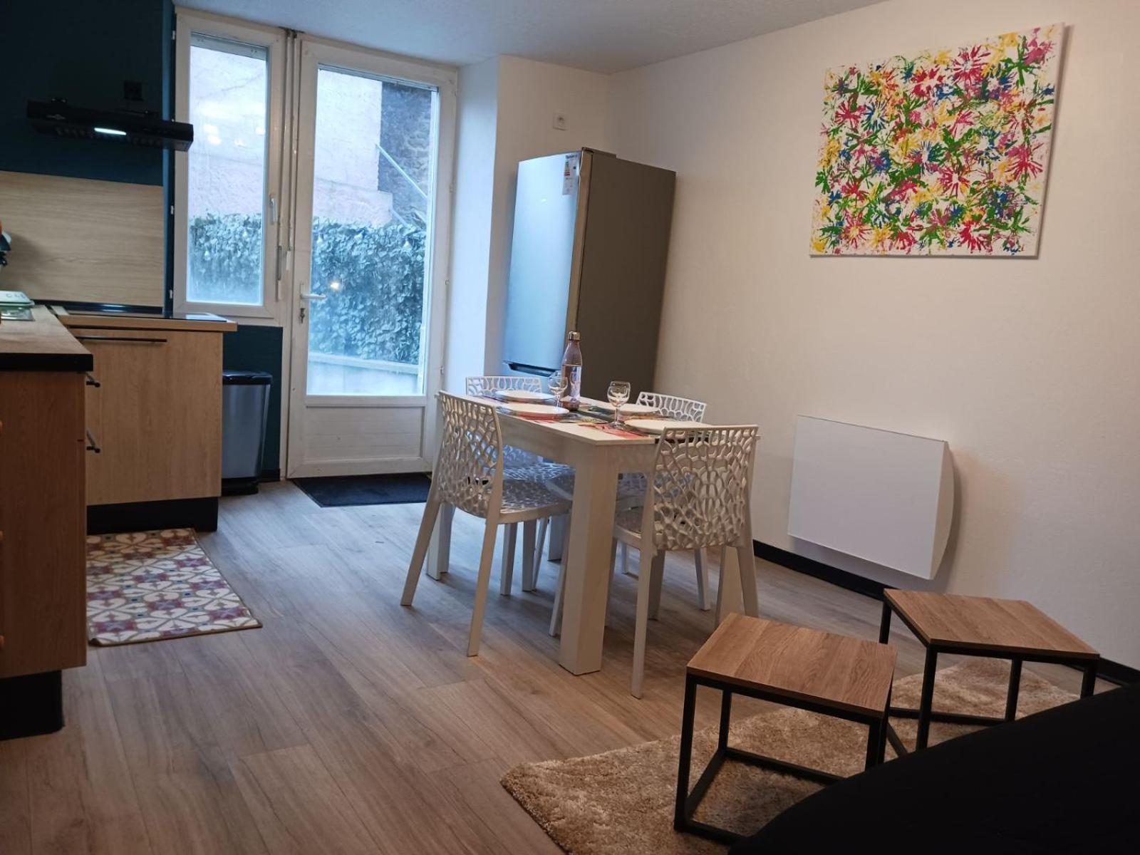 La Sout Apartment Ла Сутерен Екстериор снимка